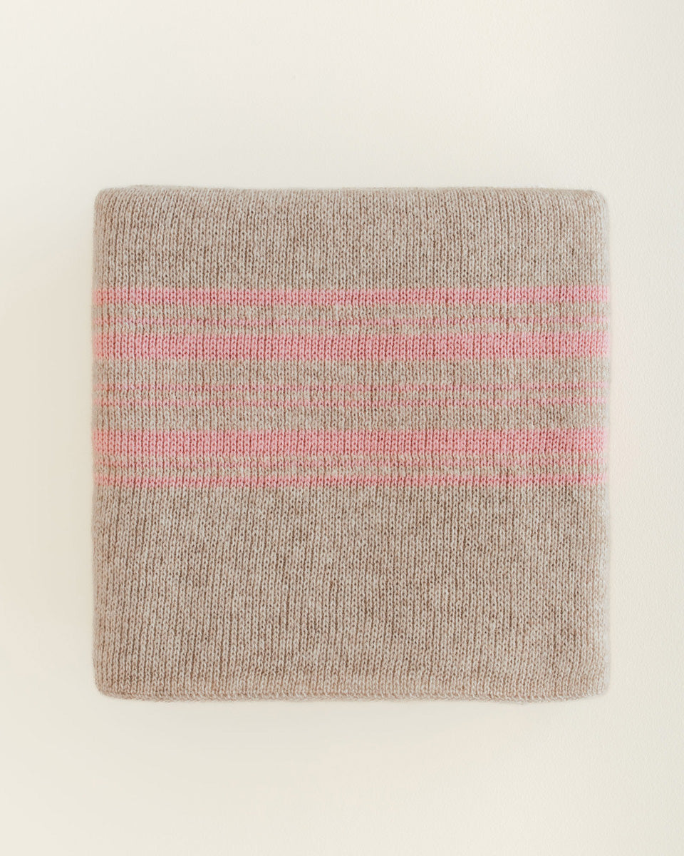 Deken Gilbert Sand/Bubblegum