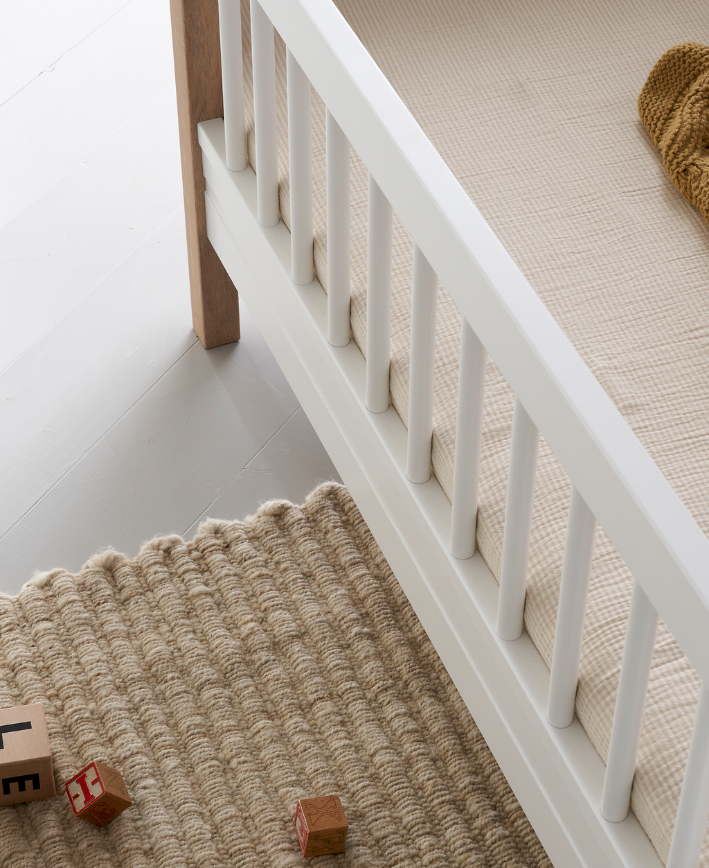 Wood Mini+ Junior Bed White/oak