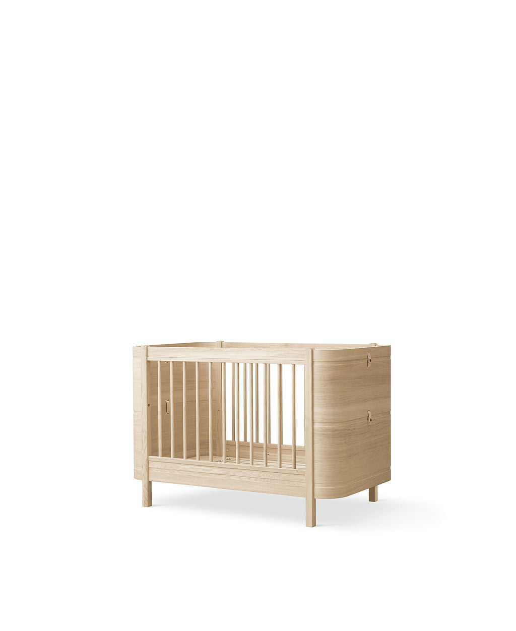 Wood Mini+ Cot Bed Incl. Junior Kit Oak