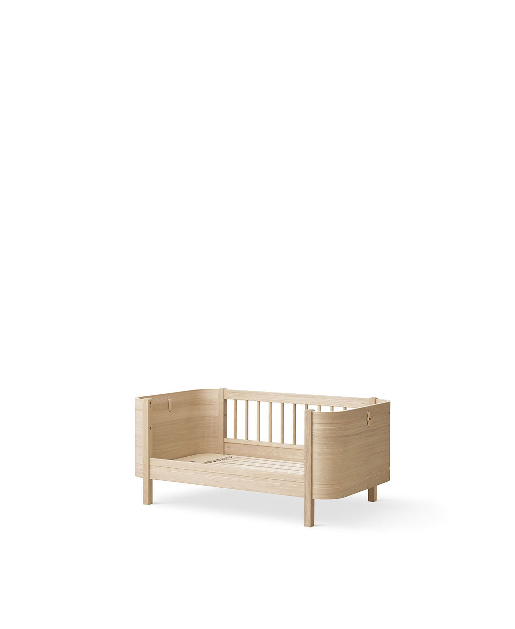 Wood Mini+ Cot Bed Incl. Junior Kit Oak