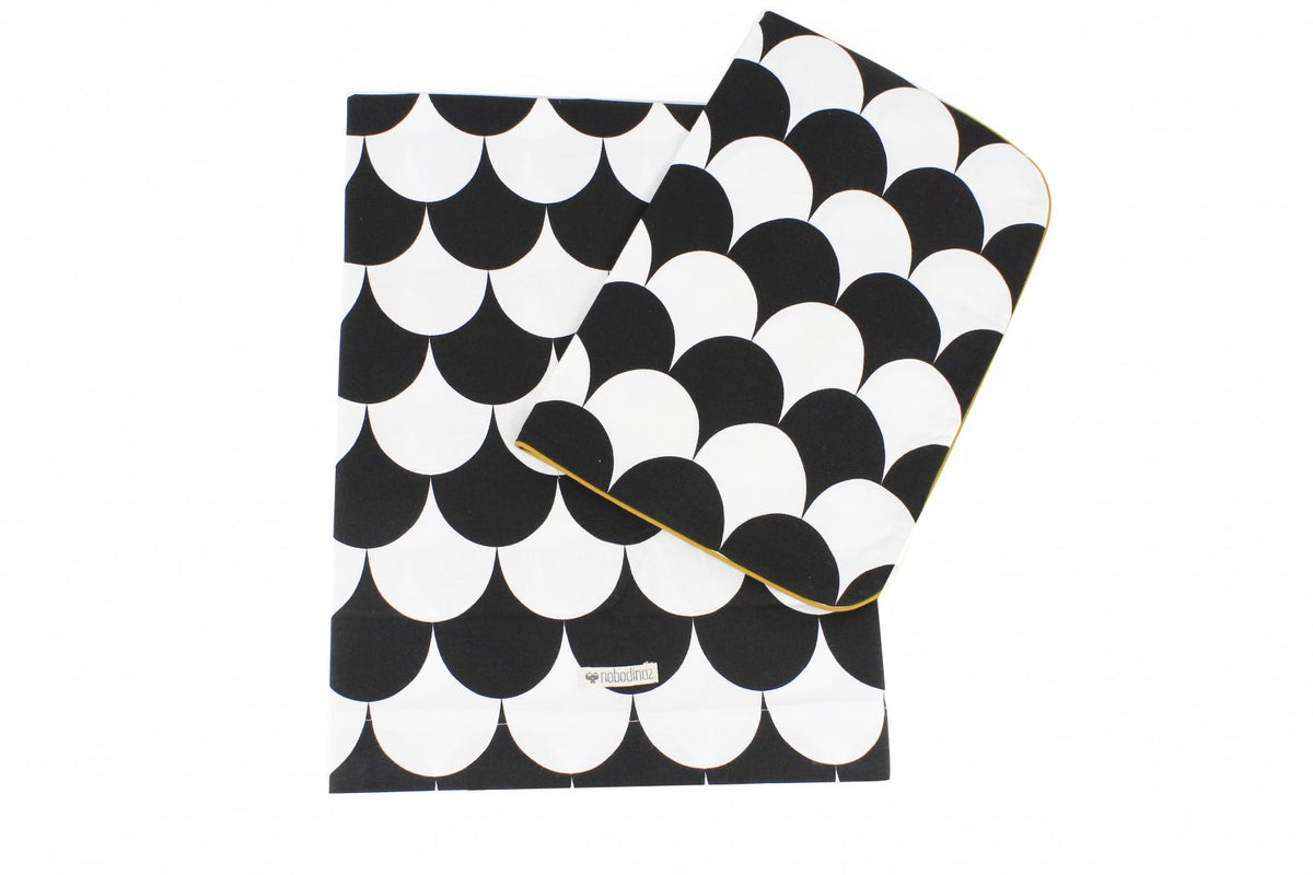 Dekbedovertrekset Black Scales
