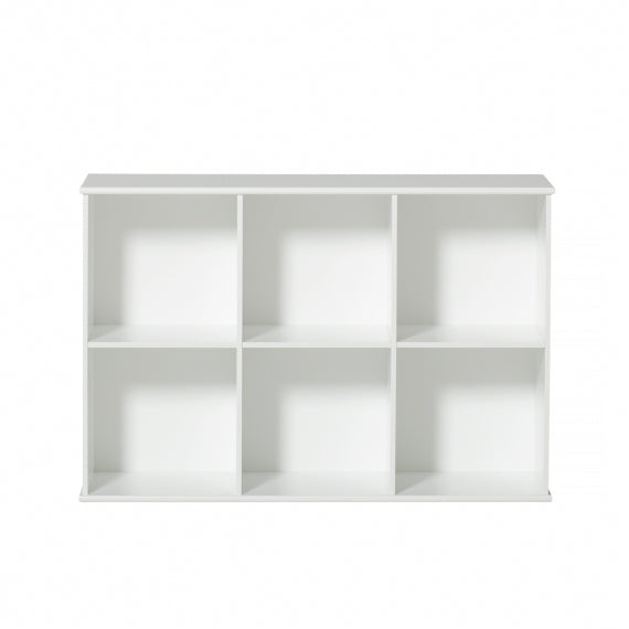 Oliver Furniture Wood Storage - Shelving Unit 3x2 in een speelhoek of babykamer met tijdloos Scandinavisch design
