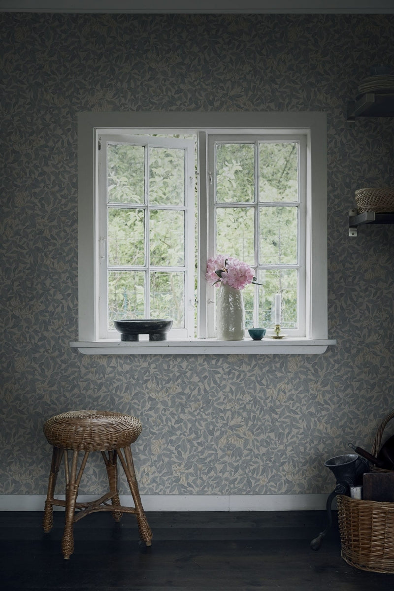 Linnea Misty Blue